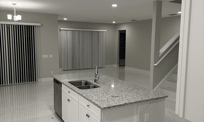 Florida homeowners insurance restoration coverage — contractor reviewing claim documents