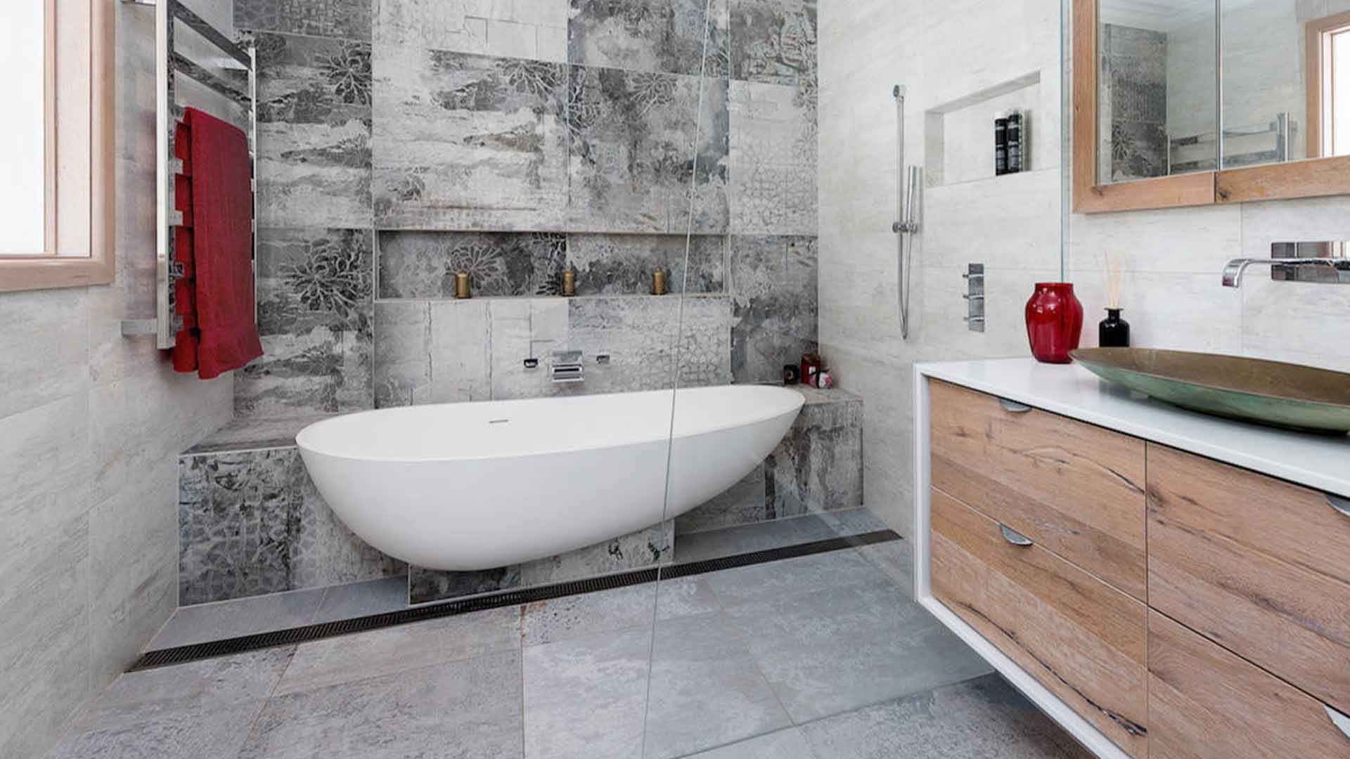 Freestanding bathtubs